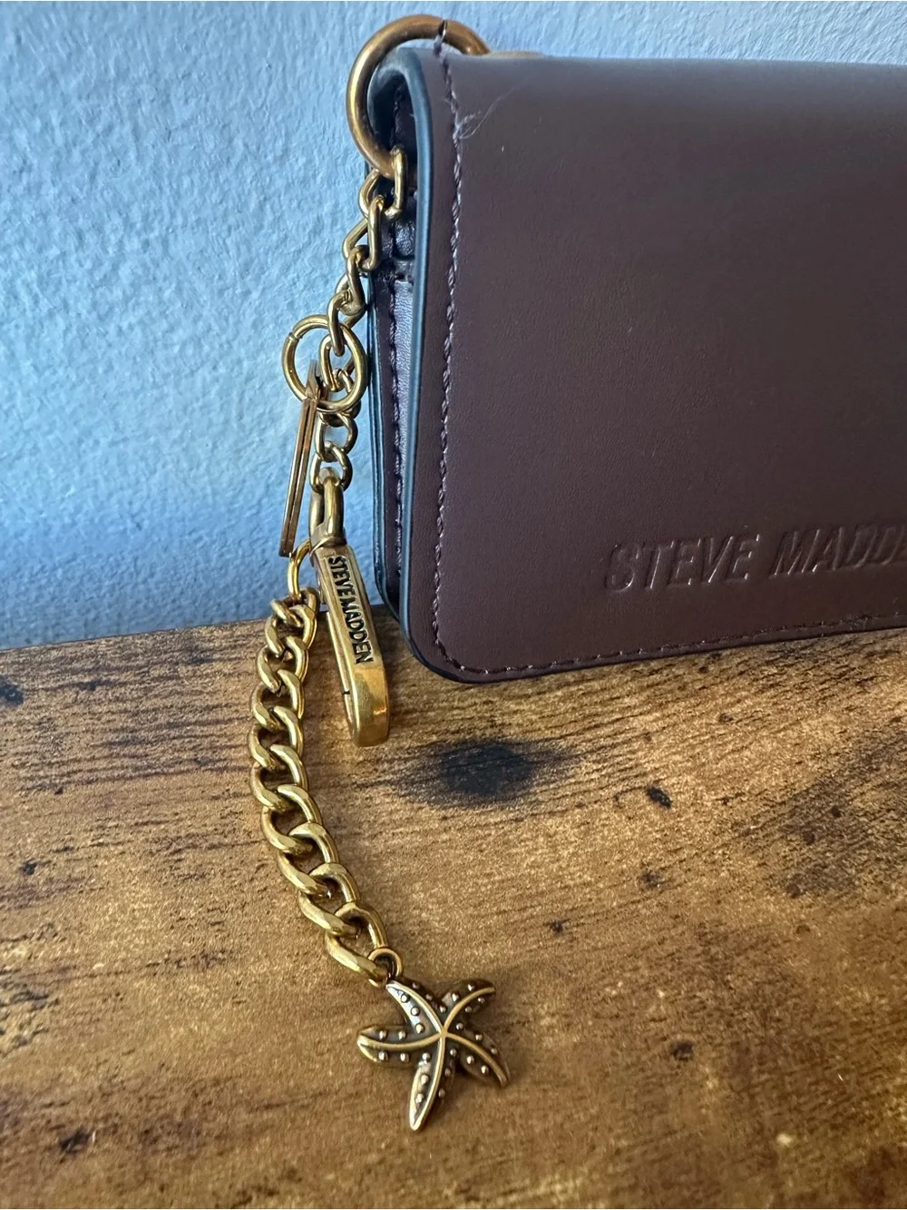 Steve Madden Brown Faux Leather Card Case Bag Charm Keychain Gold Hardware NWOT